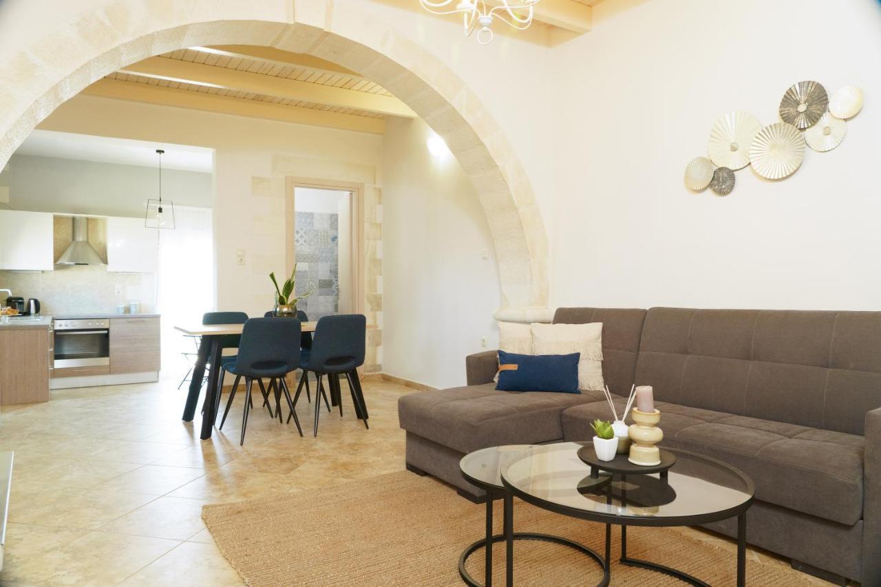 Arch Houses - Sharing Pool Spilia  ภายนอก รูปภาพ